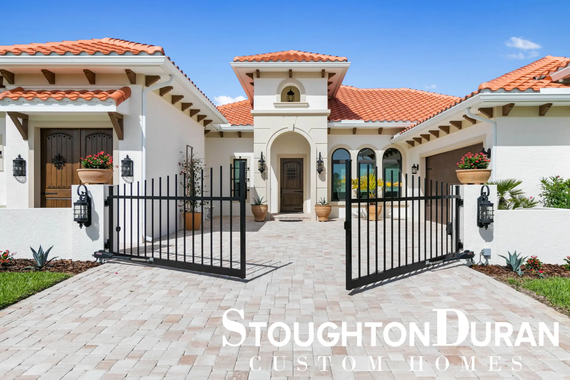 40 Spanish Homes For Your Inspiration That Are Works Of Art, image size:1920x1280