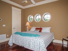 Guest bedroom - manor home - Ormond Beach Florida