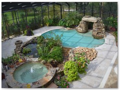Backyard pool and spa area - cusotm home in Ormond Beach